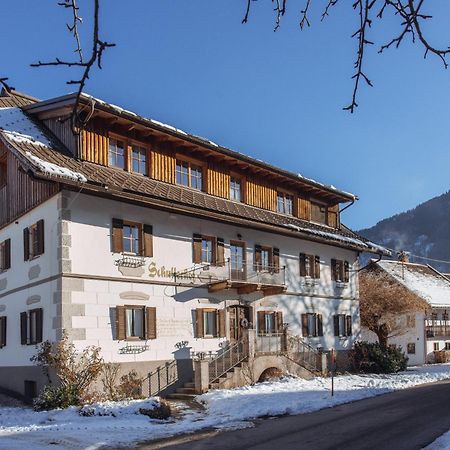 Готель Schullerhof Гермагор Екстер'єр фото