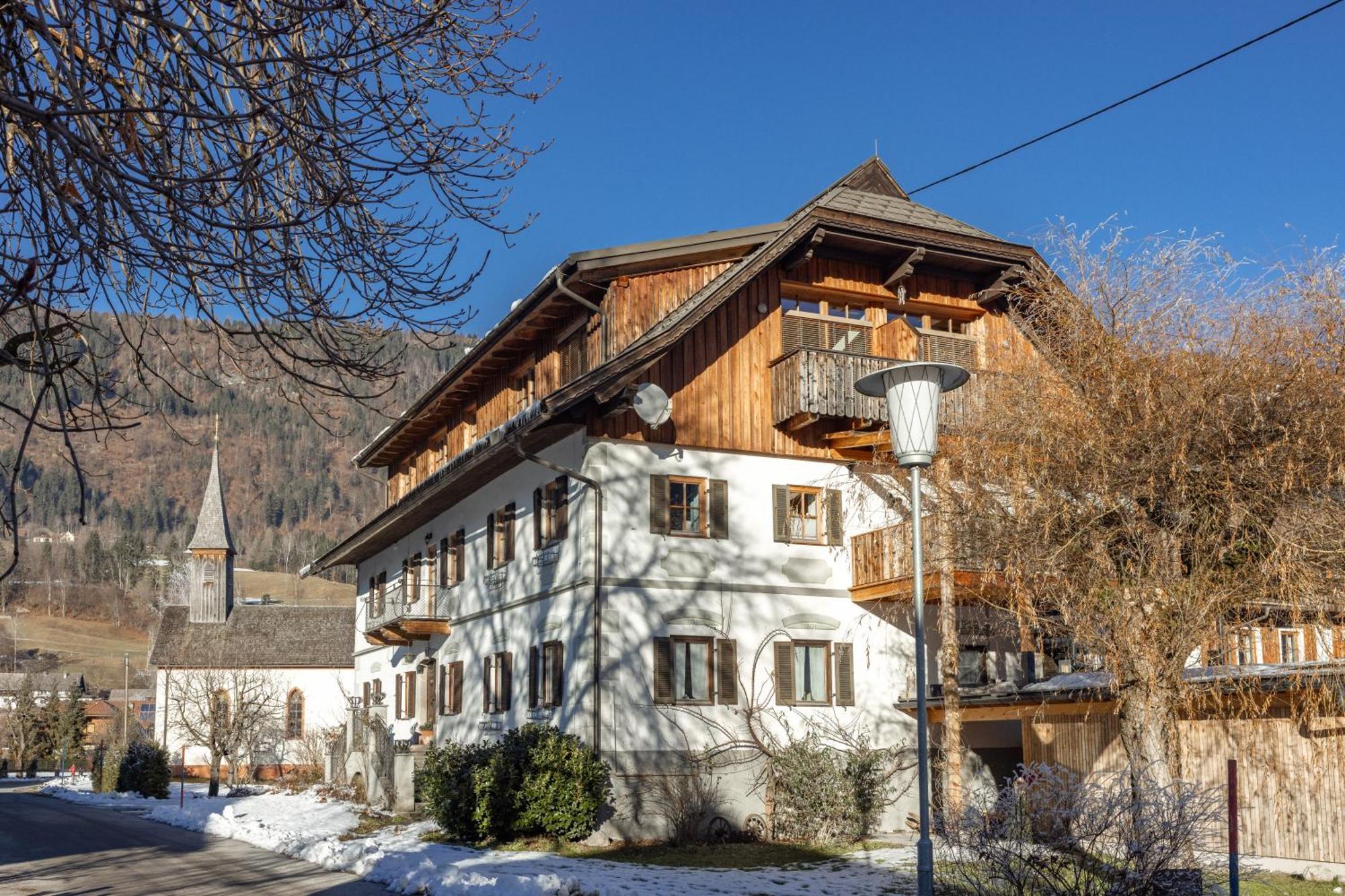 Готель Schullerhof Гермагор Екстер'єр фото